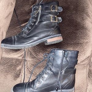 Bamboo ankle boots - zipper pocket